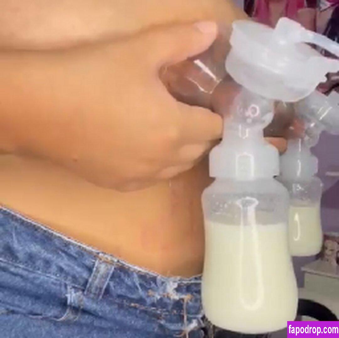 Queenofmilk / Colombian Milk Goddess / Nathy / nathyb276 / queenofmilk06 leak of nude photo #0010 from OnlyFans or Patreon