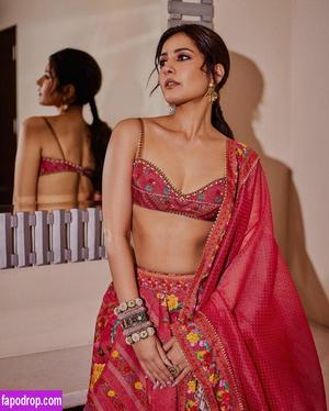 Raashii Khanna фото #0009