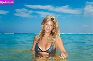 Rachel Hunter photo #0068