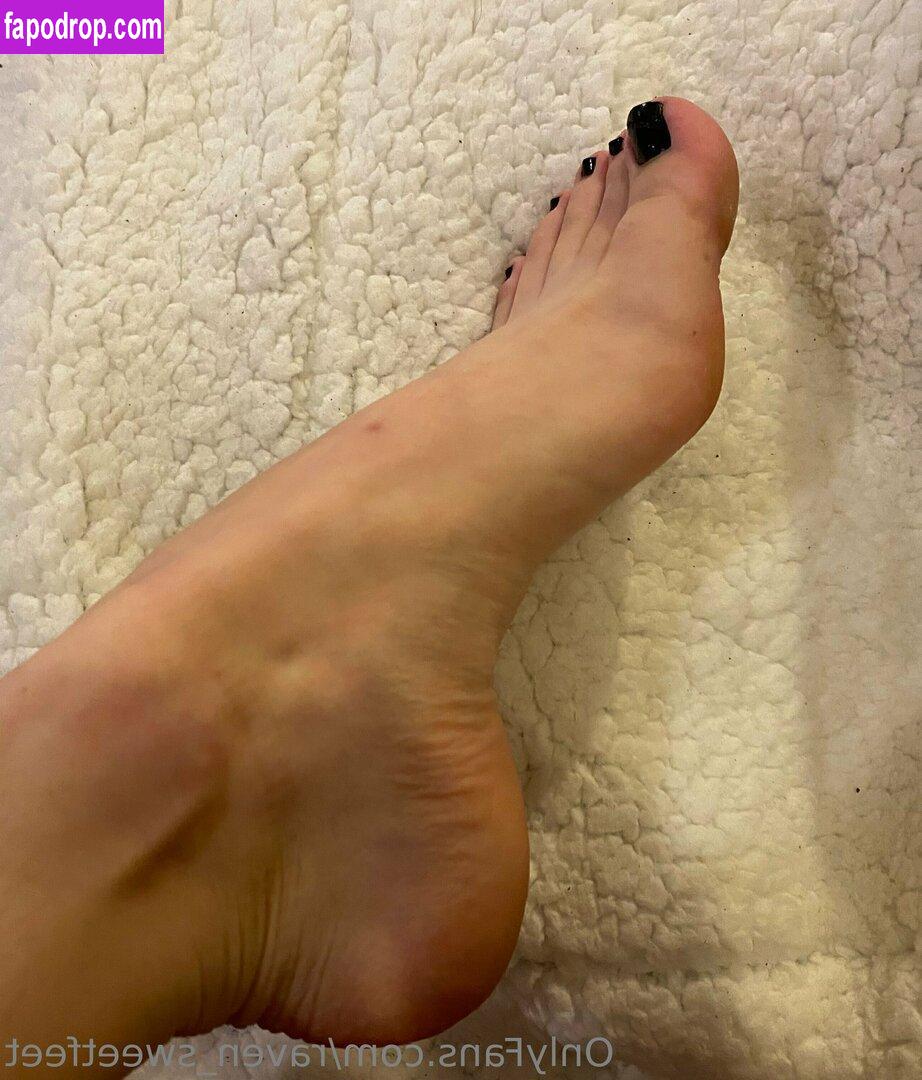 raven_sweetfeet / rxvenrie leak of nude photo #0025 from OnlyFans or Patreon