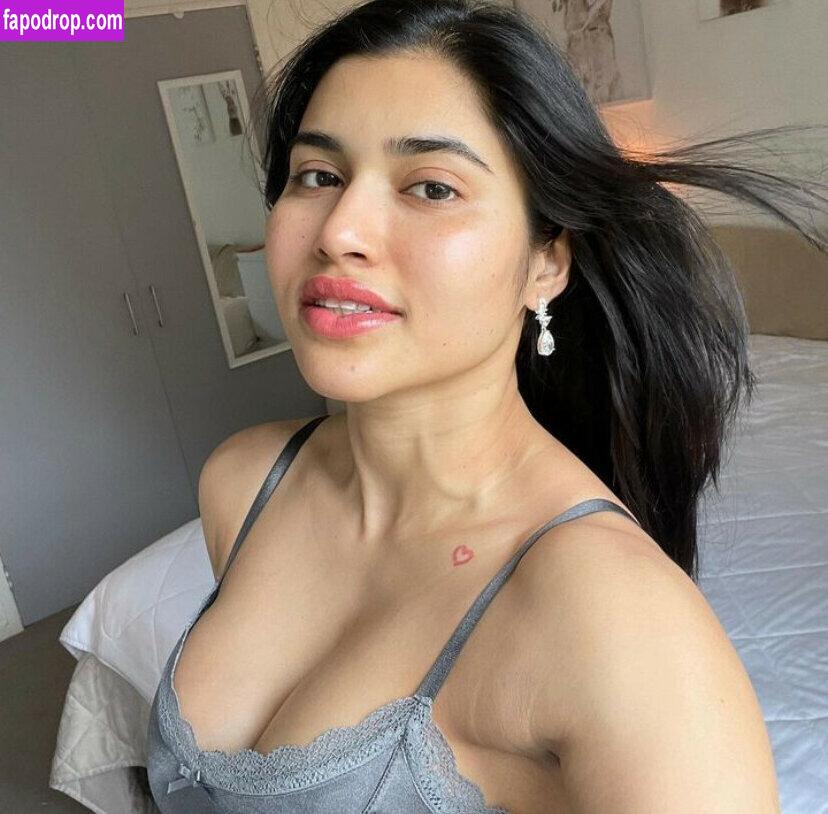 Ravina Patel / its_ravina2429 / its_shoaibravina / unfilteredme leak of nude photo #0018 from OnlyFans or Patreon