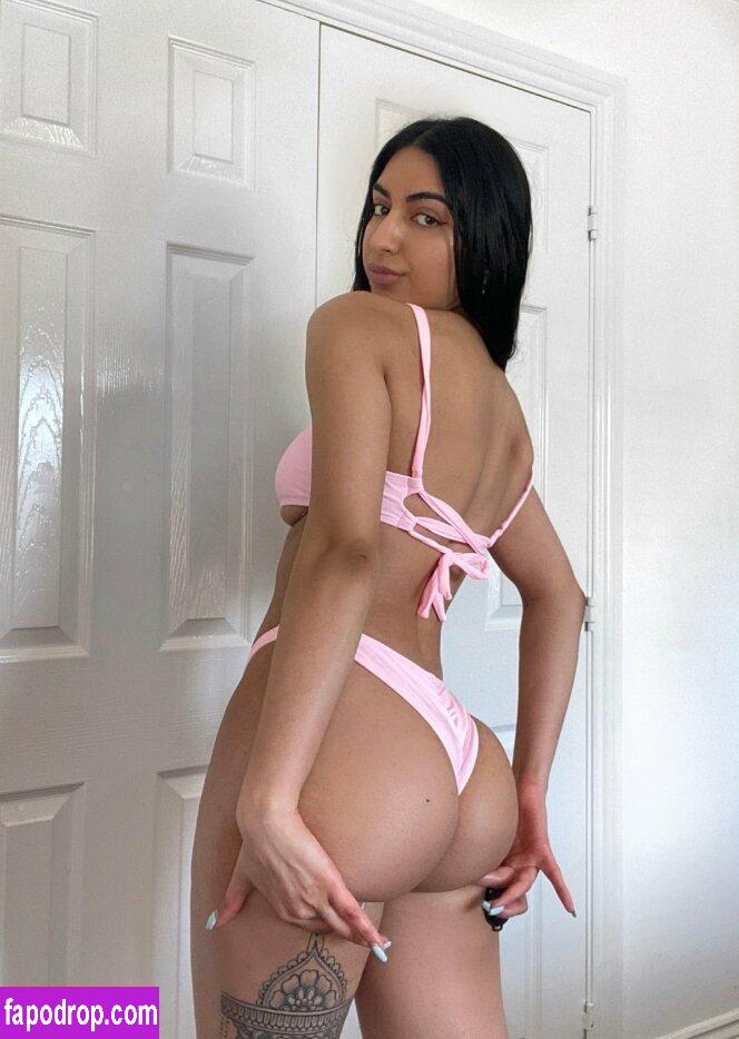 Reshmaxoxo / Reshmafitness / resh_xoxo / reshxoxo leak of nude photo #0011 from OnlyFans or Patreon