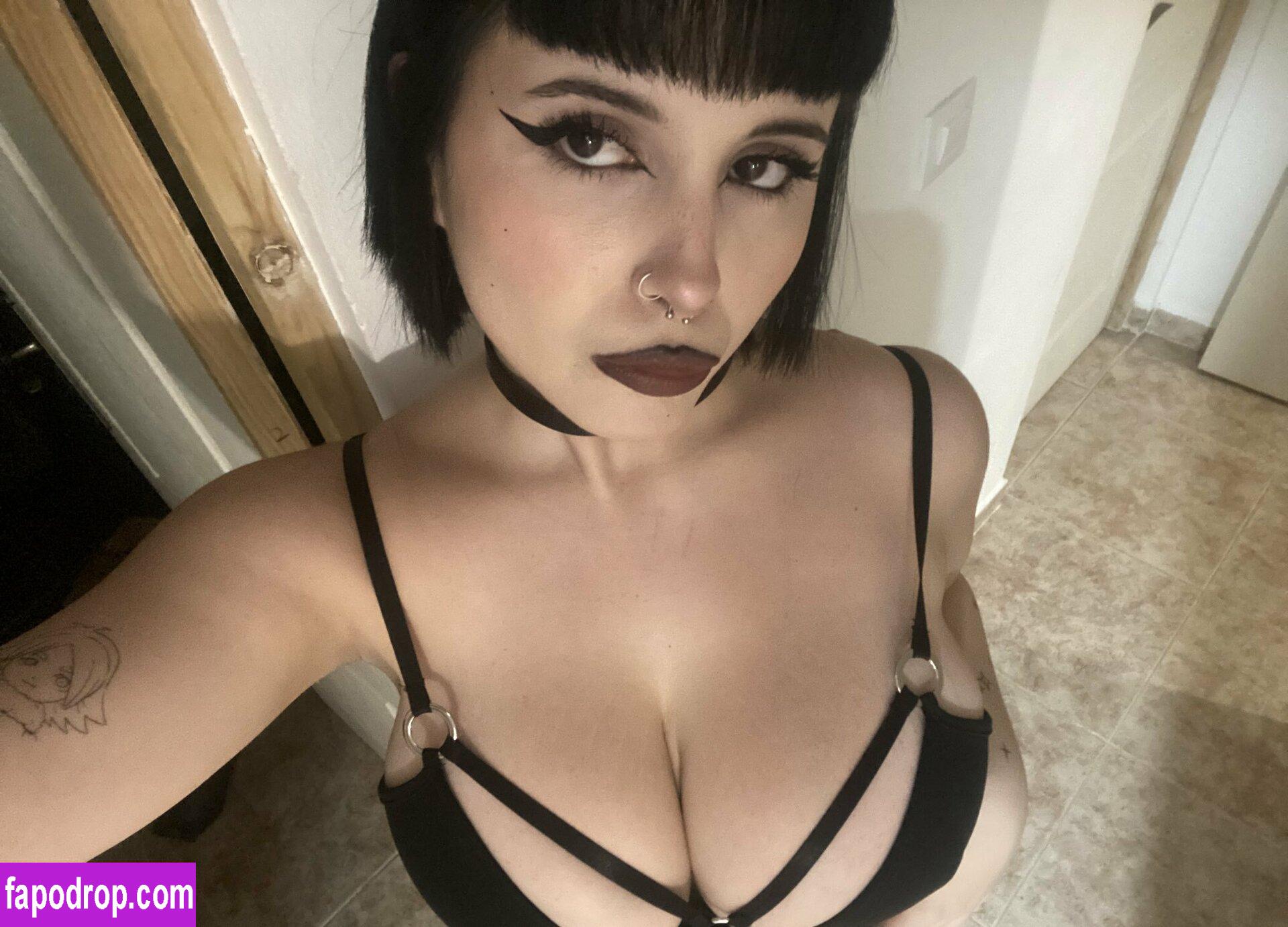 Rinna0x / foxy__love1 leak of nude photo #0001 from OnlyFans or Patreon