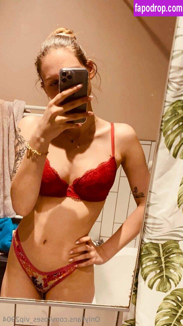 roses_vip2904 / karolina_siudaxx leak of nude photo #0047 from OnlyFans or Patreon