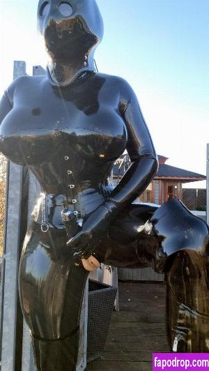 rubberdollemma photo #0151