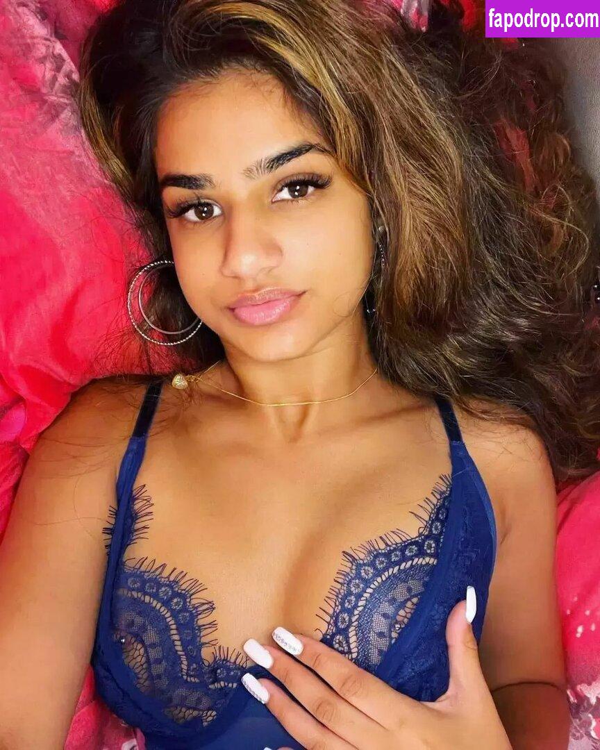 ruhana_x / angelruhanakhanam / ziennaxxx leak of nude photo #0013 from OnlyFans or Patreon