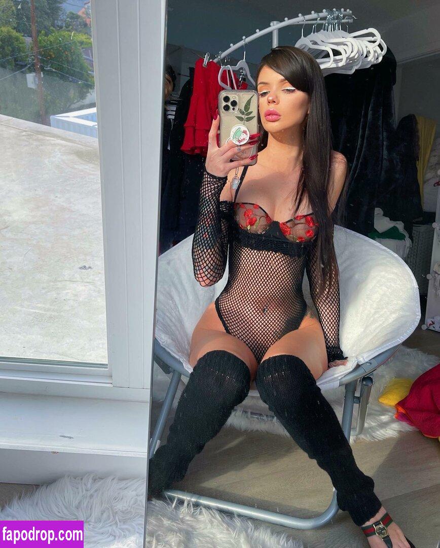 Sabrina Nellie / sabrina_nellie / sabrina_nellie_ / sabrinaanellie leak of nude photo #0004 from OnlyFans or Patreon