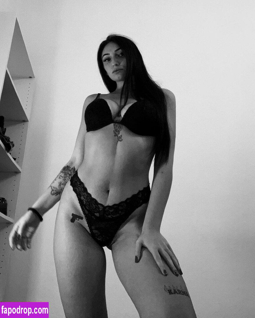 Sara Secciss / sara_secciss / sarapiras leak of nude photo #0037 from OnlyFans or Patreon