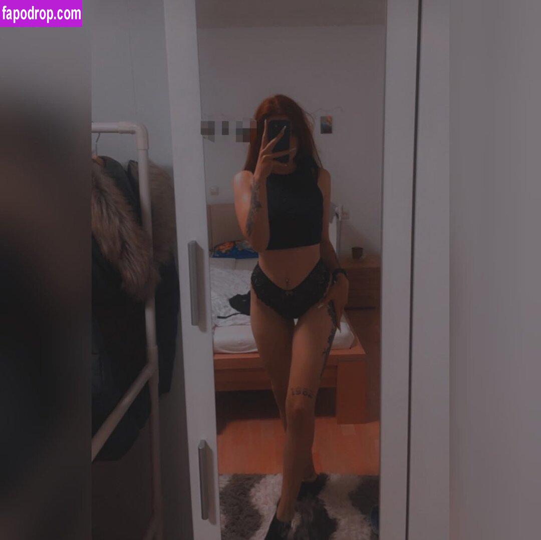 saraaah._16 /  leak of nude photo #0017 from OnlyFans or Patreon