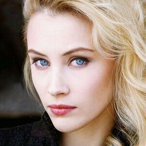 Sarah Gadon слив #0037