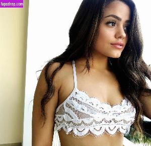 Sarah Jeffery leak #0025