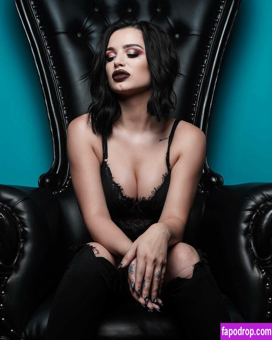 Saraya Bevis / realpaigewwe слитое обнаженное фото #0016 с Онлифанс или Патреон