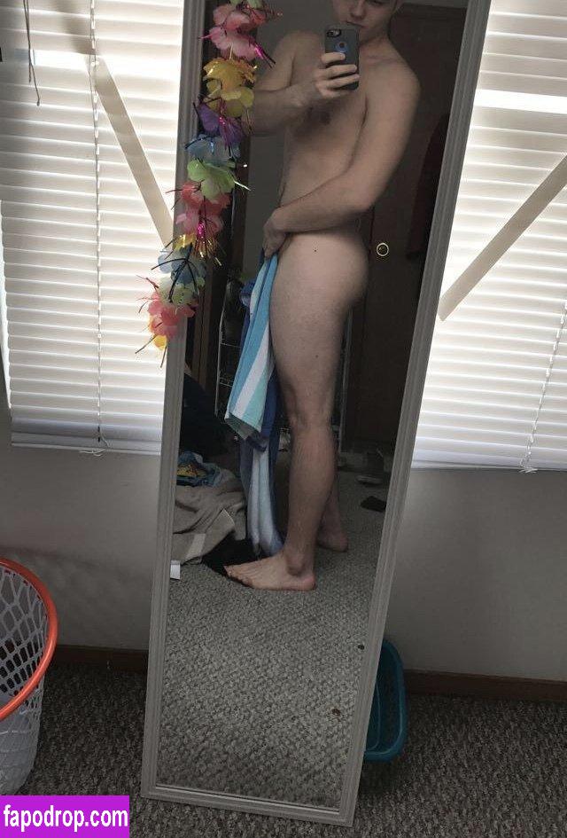 selfiejesus /  leak of nude photo #0044 from OnlyFans or Patreon