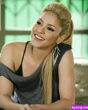 Shakira слив #0470