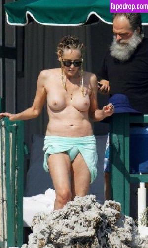 Sharon Stone leak #0073