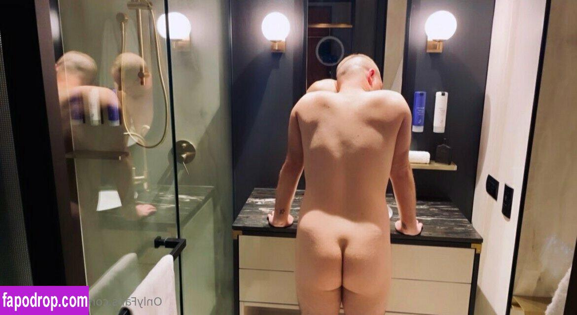 showerboyau / saltytherescuepupandbuoy leak of nude photo #0080 from OnlyFans or Patreon