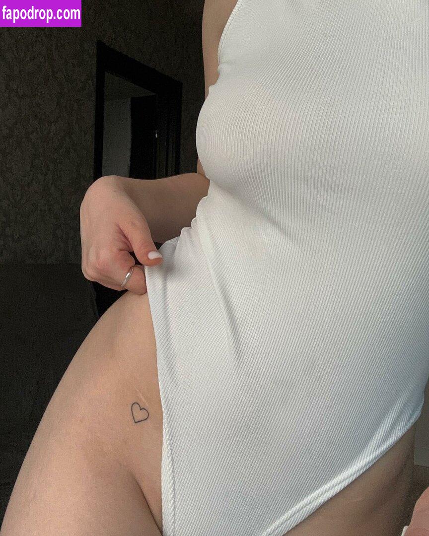 silveranesthesia / Anastasia Serebrennikova / longtonguesilver leak of nude photo #0002 from OnlyFans or Patreon