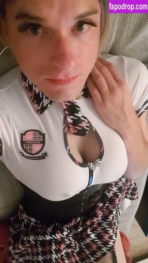 SissyKaya photo #0042