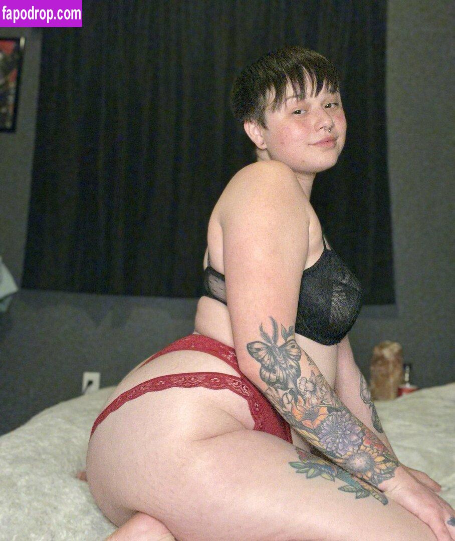 Skyeee_xx /  / Skyexxx / _SkyeXxX_ / _xrottenskyex_ leak of nude photo #0122 from OnlyFans or Patreon