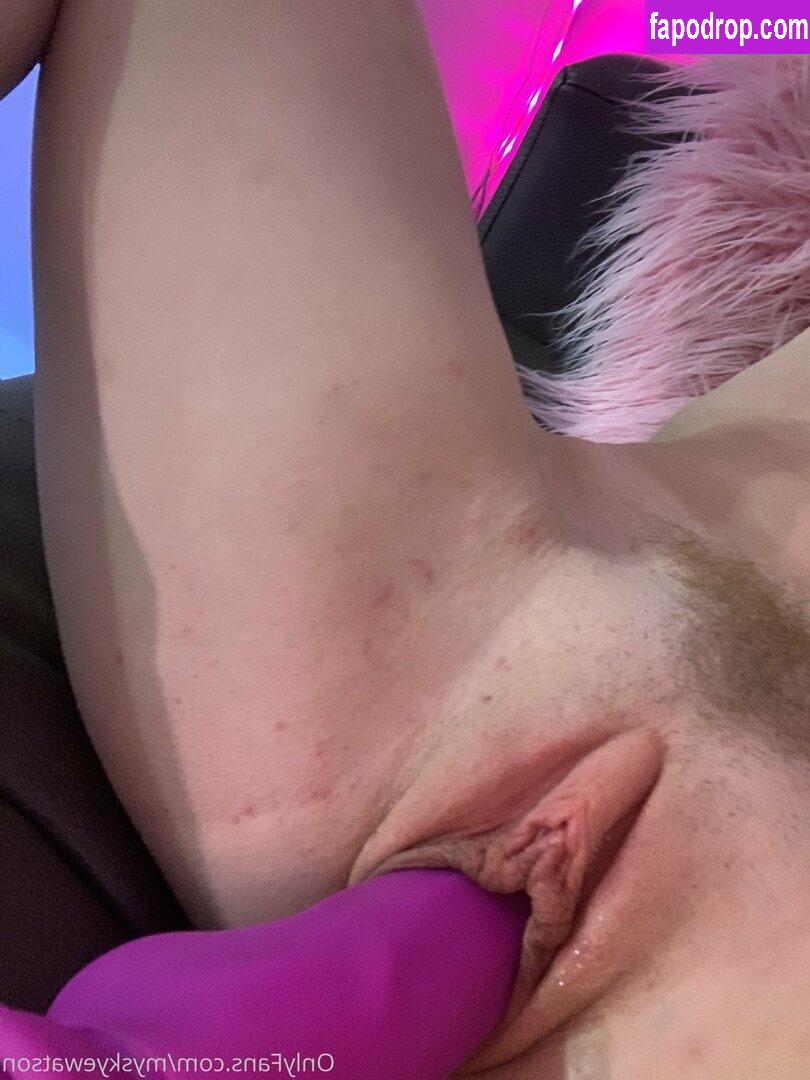 SkyeWatson / myskyewatson / skueesh leak of nude photo #0013 from OnlyFans or Patreon