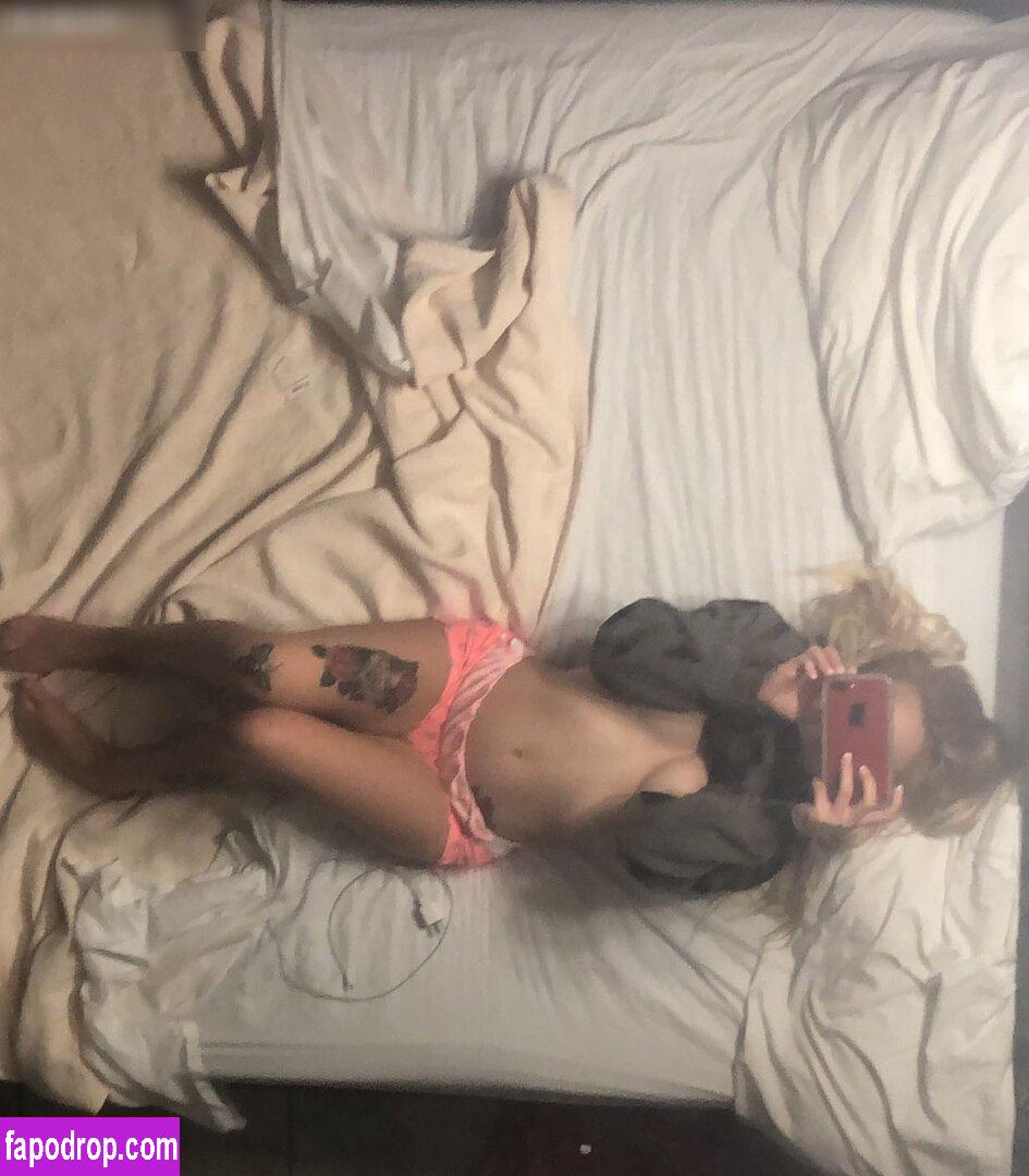 Skylar Valentine / skylarvalentine / skyvalentinesux / skyvalentinexxx leak of nude photo #0104 from OnlyFans or Patreon