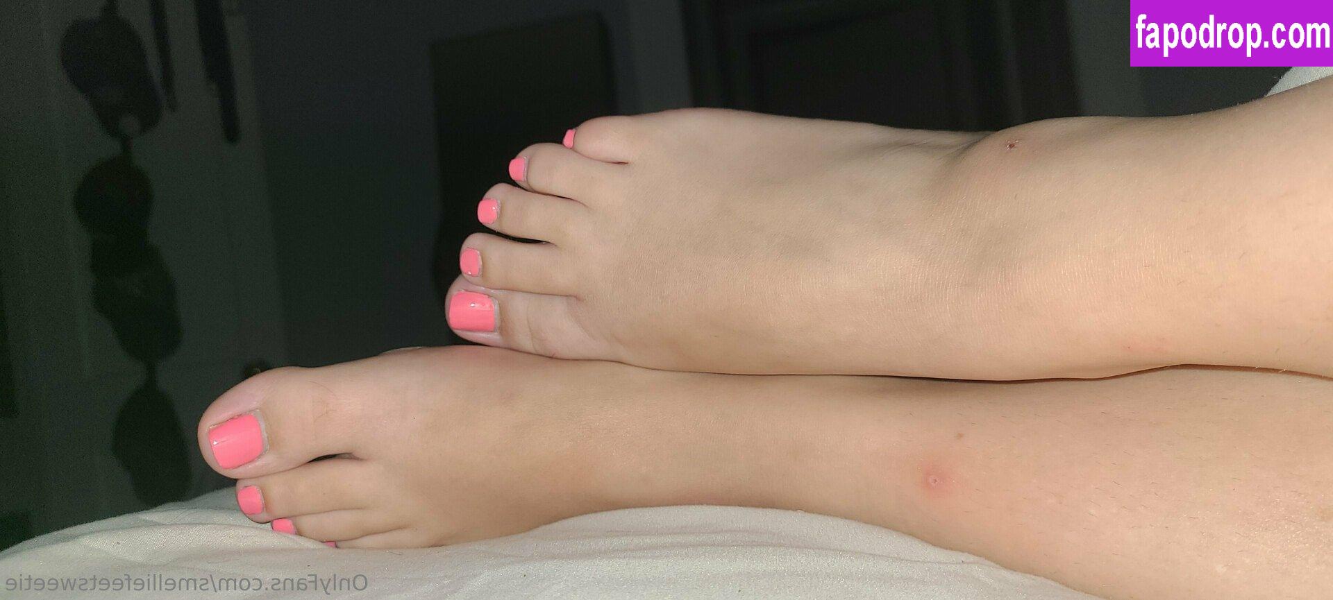smelliefeetsweetie / ieatmypancakeswithaspoon leak of nude photo #0062 from OnlyFans or Patreon