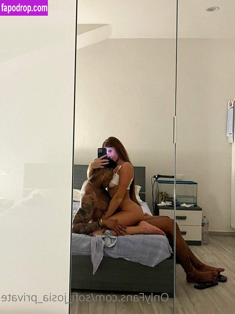 sofi_josia_private / vale_la_pena_el_placer leak of nude photo #0003 from OnlyFans or Patreon