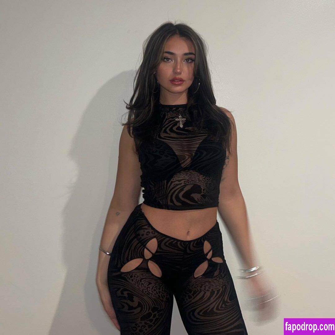 Sofia Bonjardim / sofbonjo / sofiab0njardim leak of nude photo #0001 from OnlyFans or Patreon