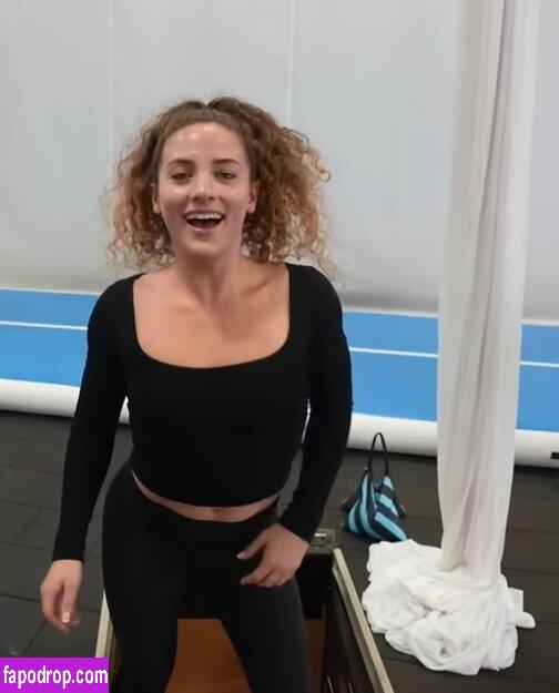 Sofie Dossi / sofiedossi слитое обнаженное фото #0173 с Онлифанс или Патреон