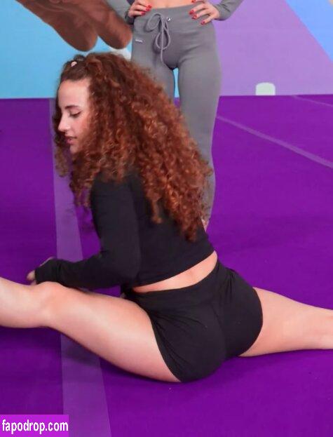 Sofie Dossi / sofiedossi слитое обнаженное фото #0191 с Онлифанс или Патреон