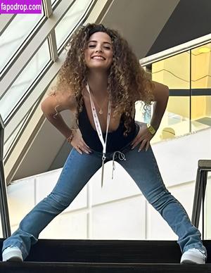 Sofie Dossi фото #0238