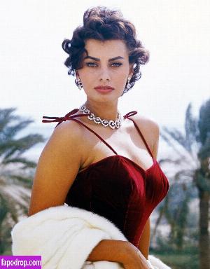 Sophia Loren photo #0007