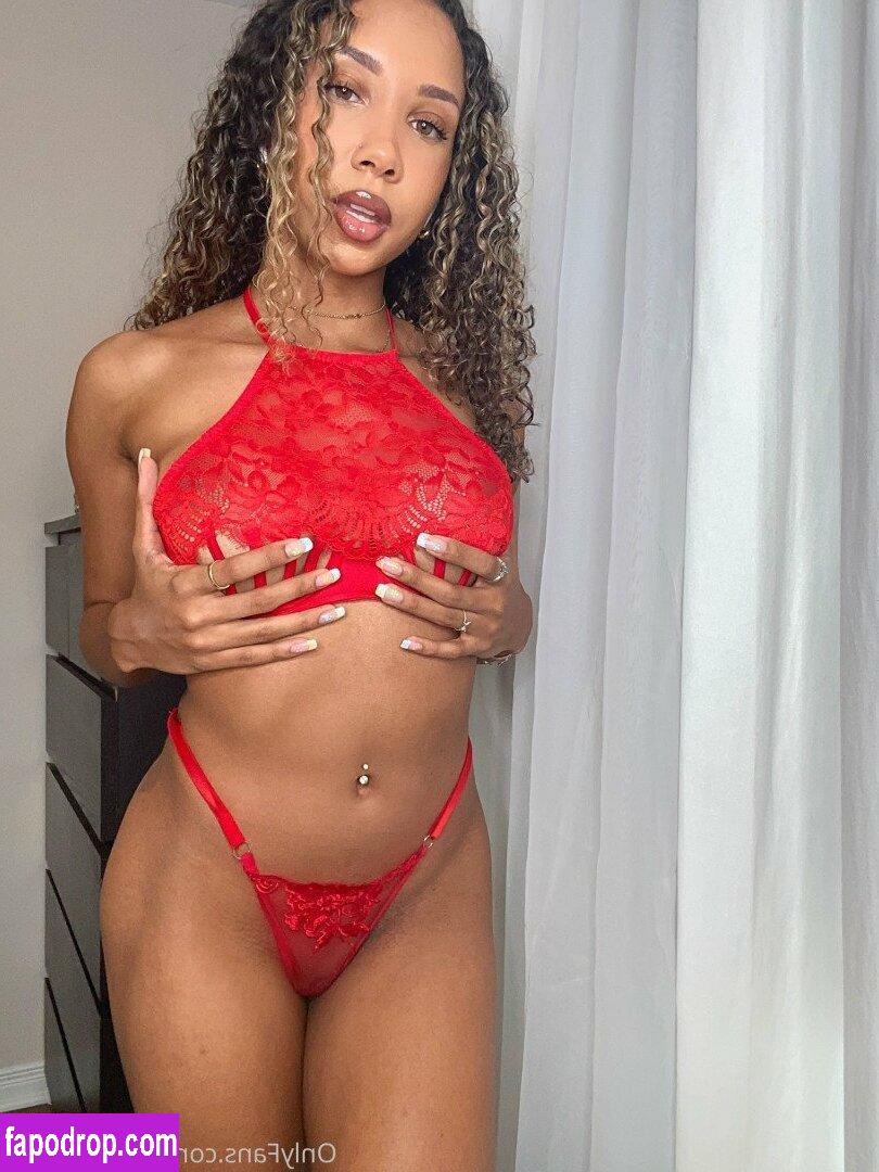 Squiirt Queen / real_cytherea_ / teenyaaliyah leak of nude photo #0064 from OnlyFans or Patreon
