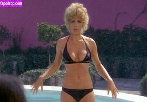 Stella Stevens photo #0011