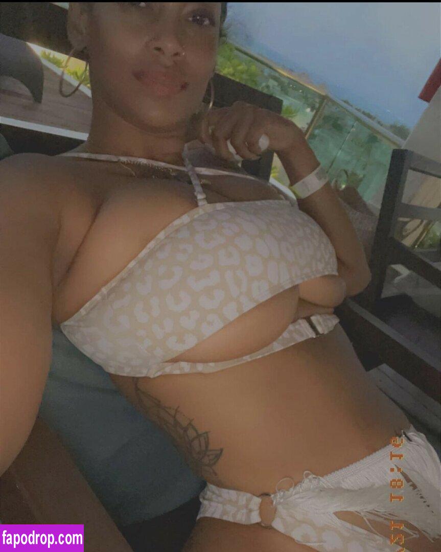 Stephanie Singh / s.s_vanilla leak of nude photo #0009 from OnlyFans or Patreon