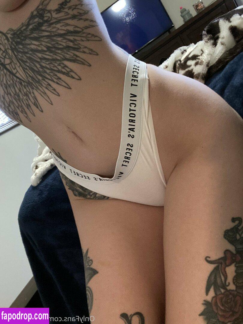 strawberrysqurtcake / squirtcakee / strawberrysquirtcakeee leak of nude photo #0107 from OnlyFans or Patreon