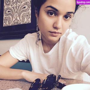 Summer Bishil photo #0007