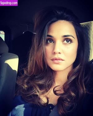 Summer Bishil photo #0019