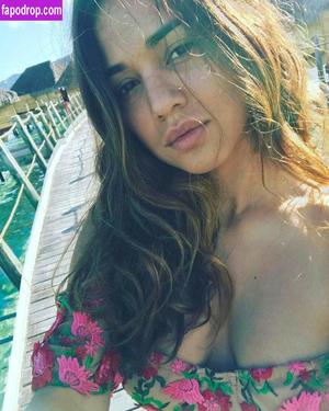 Summer Bishil слив #0174