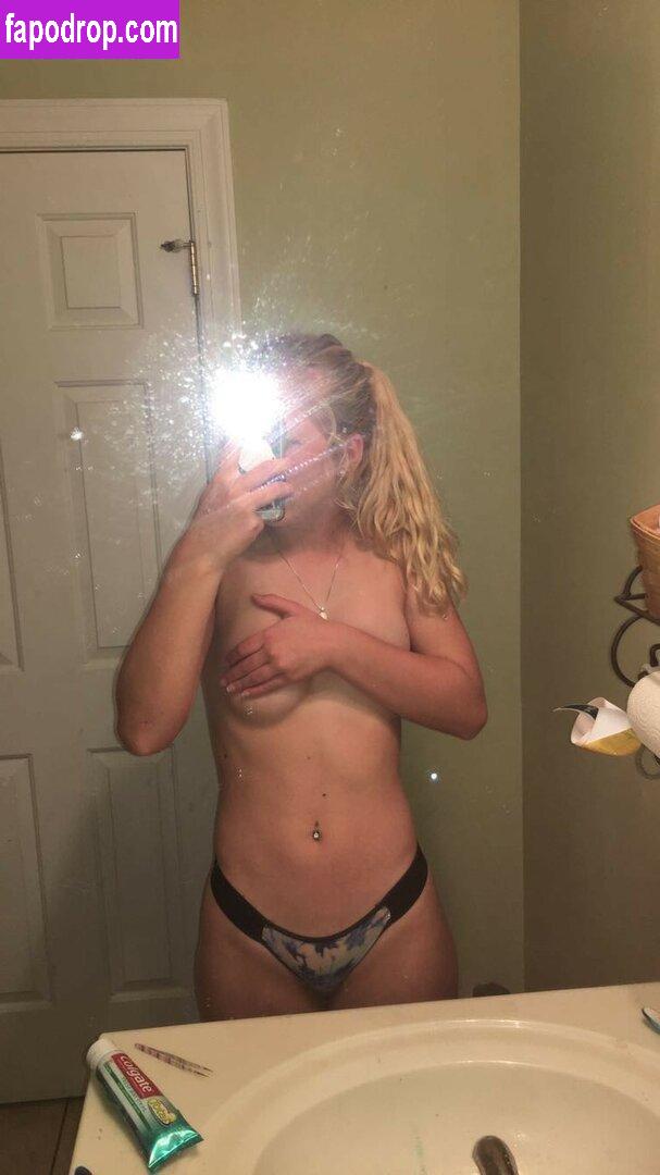 suzie.makay / xmakayx leak of nude photo #0012 from OnlyFans or Patreon