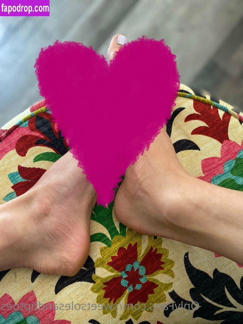 sweetsolesandtiptoes / suckthesetoes leak of nude photo #0017 from OnlyFans or Patreon
