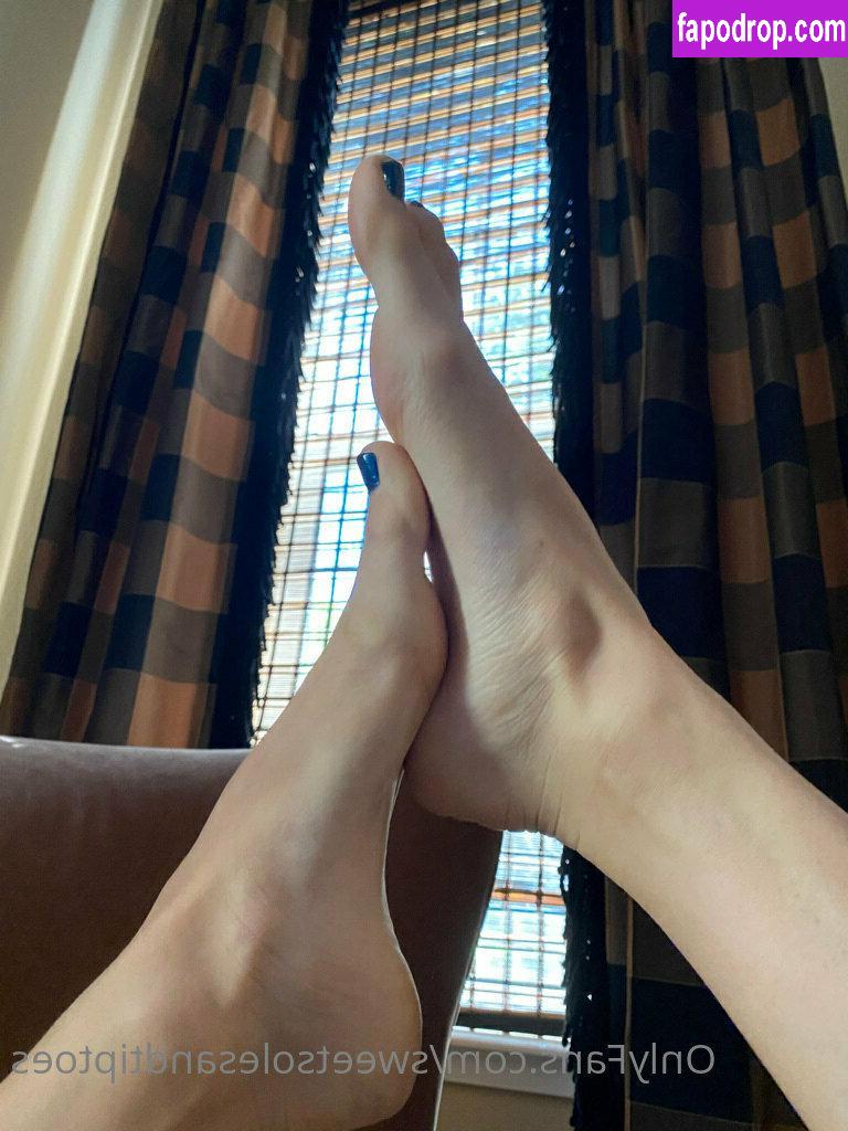 sweetsolesandtiptoes / suckthesetoes leak of nude photo #0023 from OnlyFans or Patreon