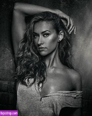 Tasya Teles фото #0105