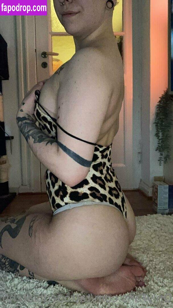 tattooedbiatchfree / tattedbree leak of nude photo #0032 from OnlyFans or Patreon