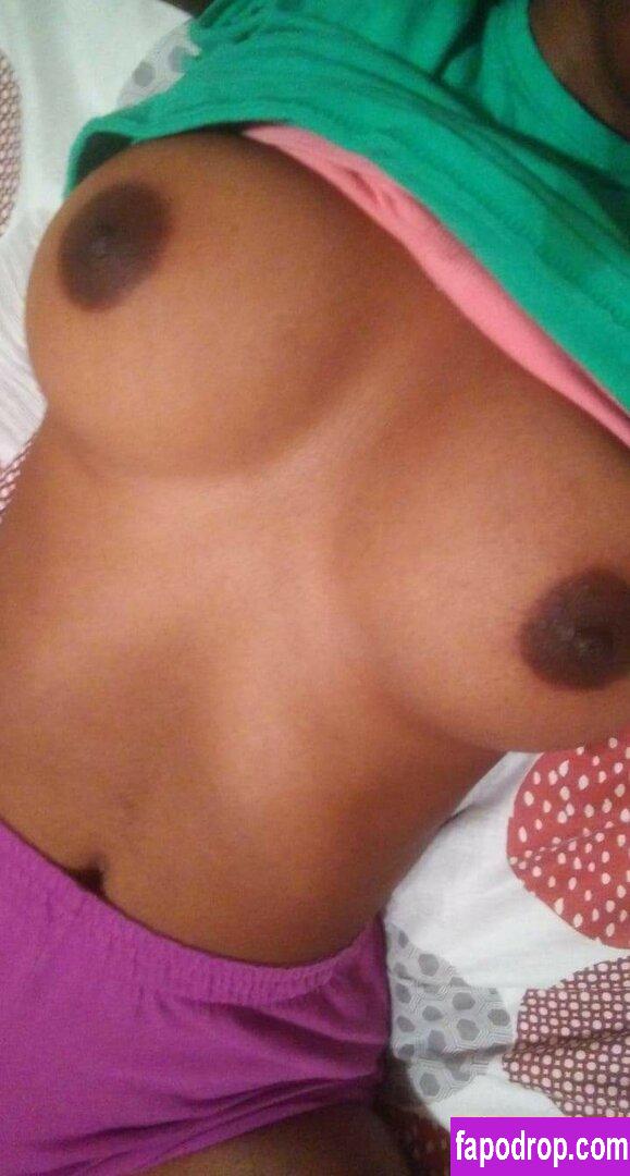 thatbrxt00 / iamtoccara_t / sexyblasian01 leak of nude photo #0012 from OnlyFans or Patreon