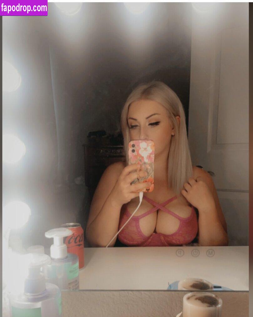 _theblondewon / Bellagamergurl Bella / bellagamergurl leak of nude photo #0019 from OnlyFans or Patreon