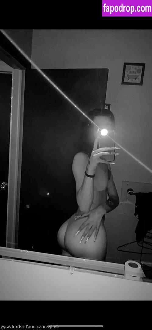 thebratwayy /  leak of nude photo #0008 from OnlyFans or Patreon