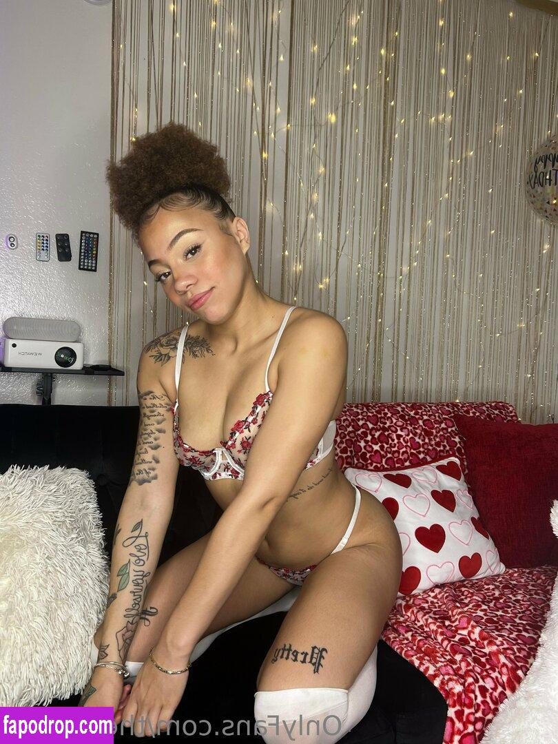 themiaj.47 /  leak of nude photo #0022 from OnlyFans or Patreon
