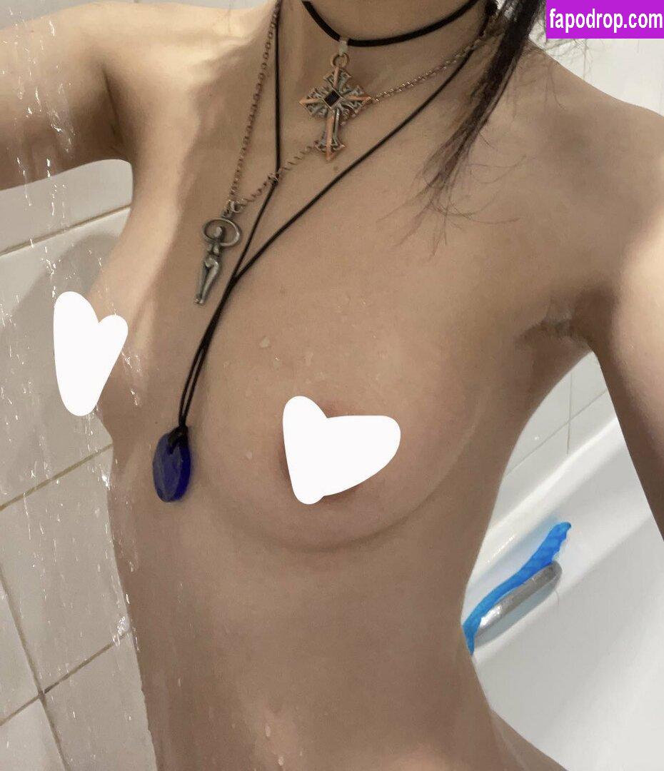 Thotlycrue leak of nude photo #0006 from OnlyFans or Patreon