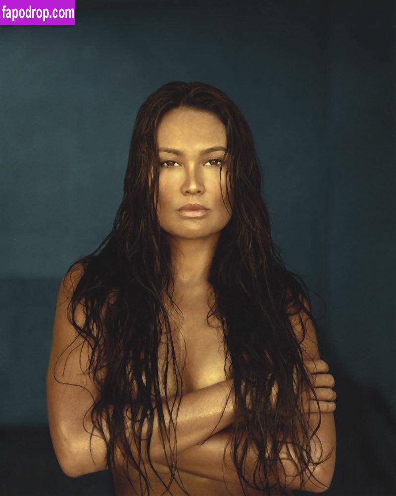 Tia Carrere / tia_carrera_free / tiacarrere leak of nude photo #0017 from OnlyFans or Patreon